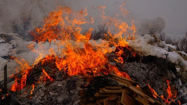 Kdy vyhledat odbornou pomoc při zavinování dělohy